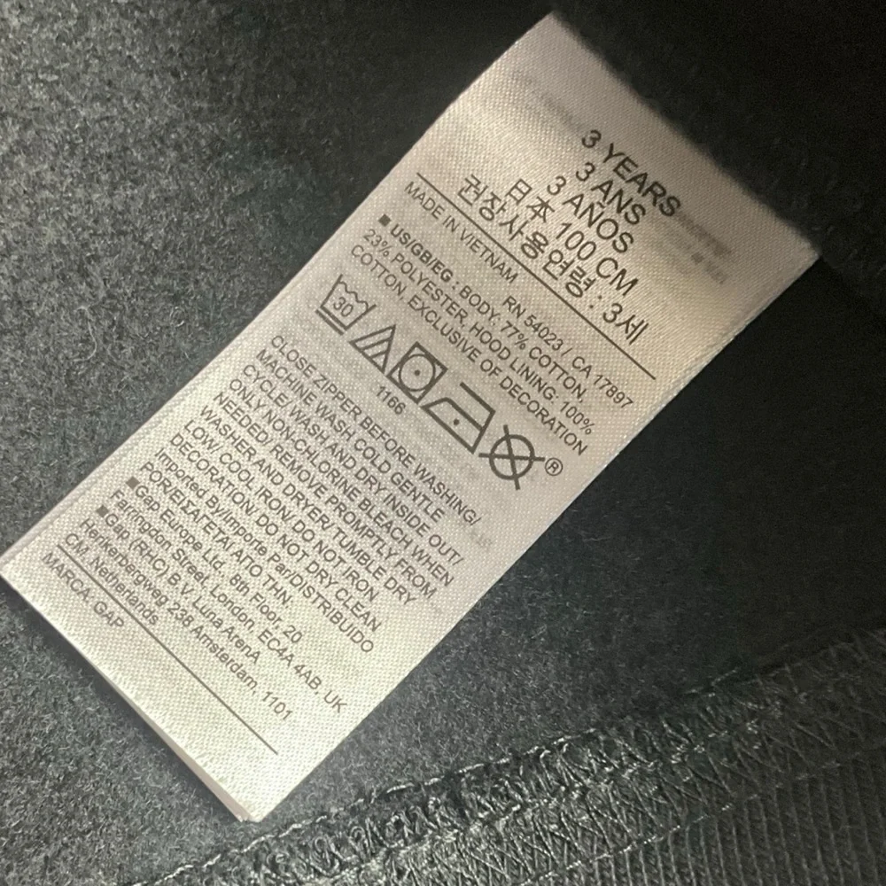 GAP kids sweatshirt